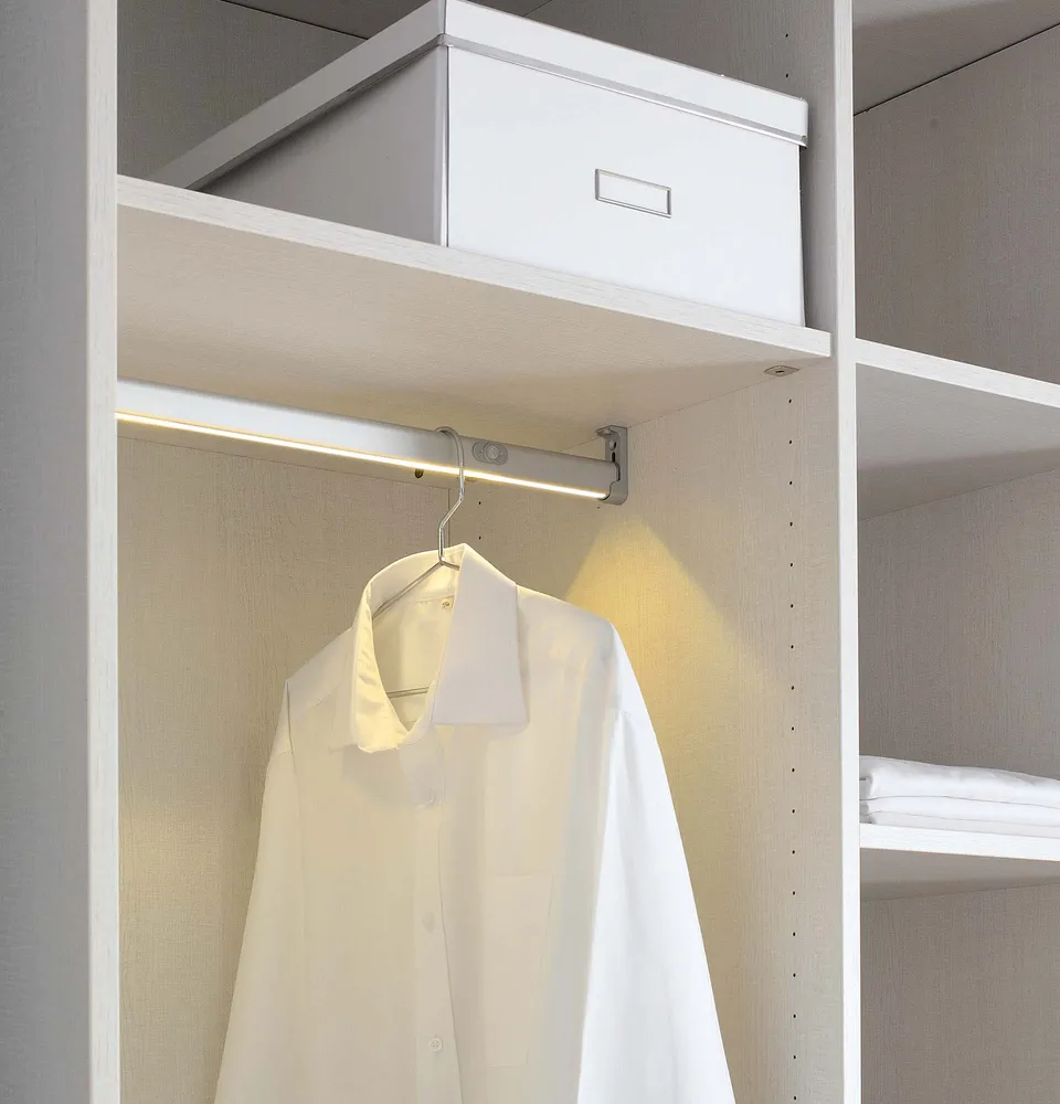 coulidoor-barre-penderie-clairante-led-dressing image 1