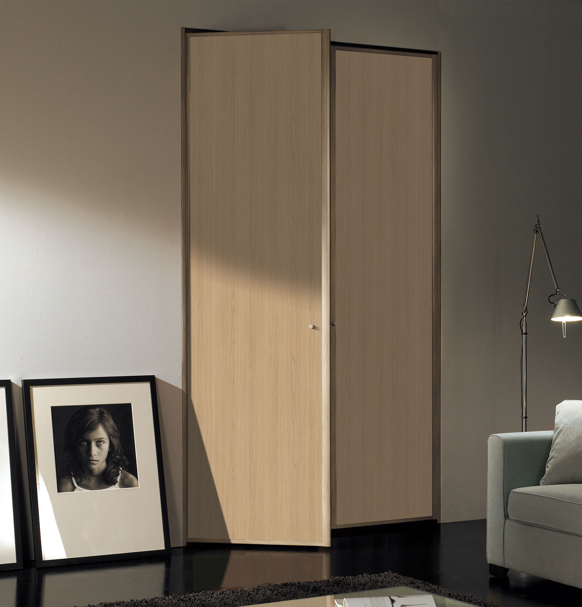 coulidoor-portes-de-placard-pivotantes-sur-mesure image 2